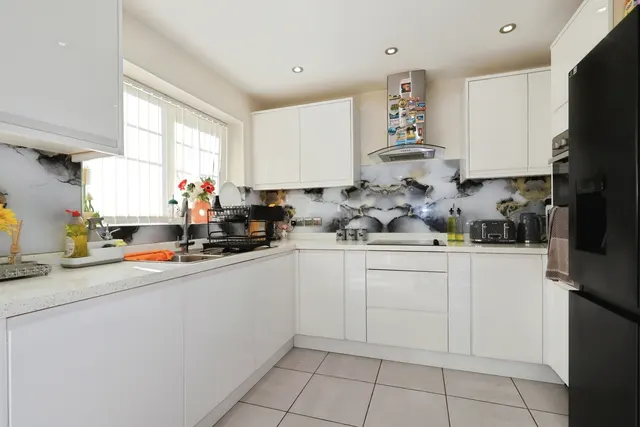 Cromwell Road, Wolverhampton, WV10, photo 2