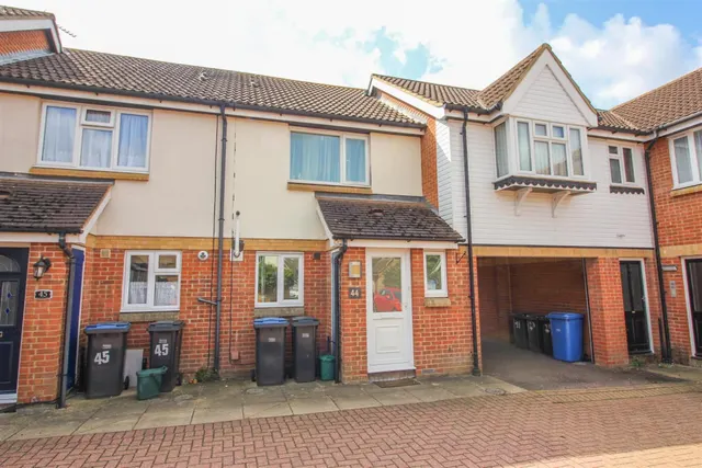 Tickenhall Drive, Church Langley, CM17, photo 1
