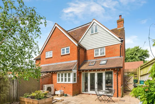 Nolay Close, Ewelme, OX10, photo 2