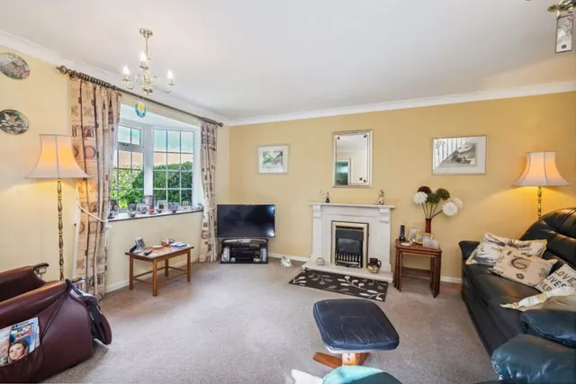 Photo 2 — Orchard Drive, Wooburn Green HP10 0QN