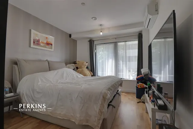 Signia court, Wembley, HA9, photo 3