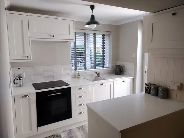 Ffordd Pedrog, Llanbedrog, LL53, photo 2