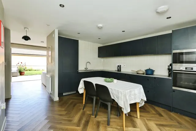 Photo 3 — Bluebell Close, Carlton-In-Lindrick, Worksop