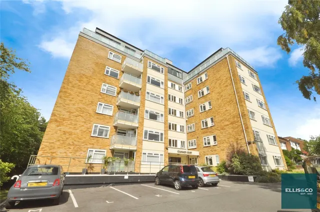 Wickliffe Avenue, Finchley, N3, photo 3