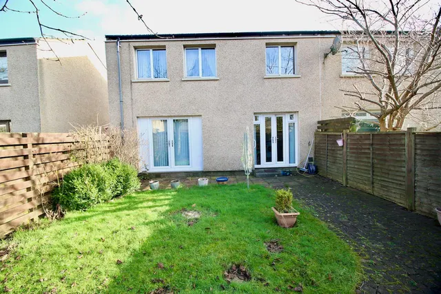 Hawthorn Road, Cumbernauld, G67 3LX, photo 1