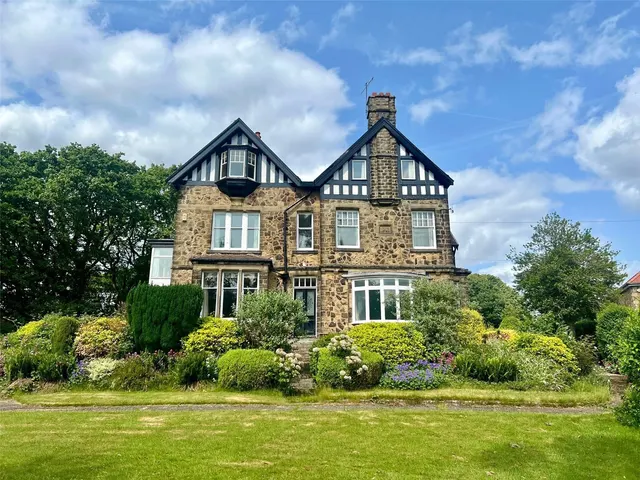 Dalewood Drive, Sheffield, South Yorkshire, S8, photo 1