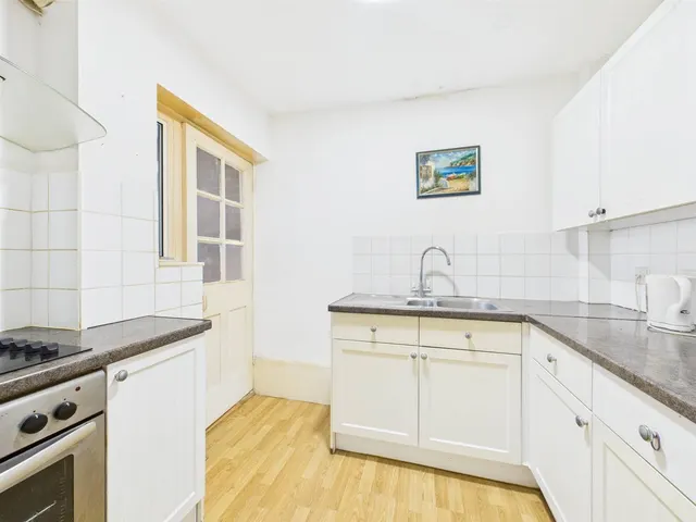 Photo 3 — Elmtree Court, Elm Avenue, Ruislip, Middlesex, HA4 8PA