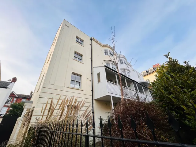 Upper Rock Gardens, Kemptown, BN2, photo 1