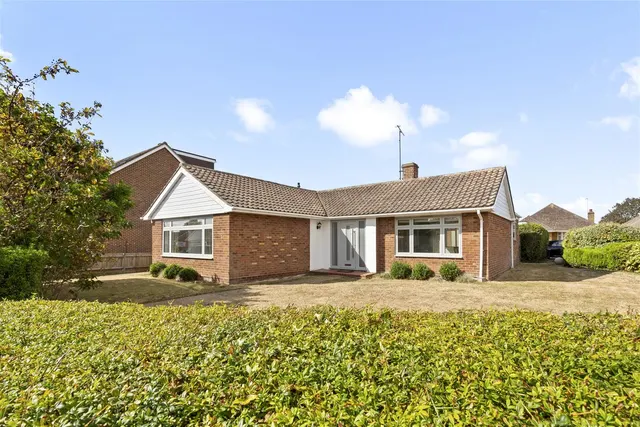 Eastergate Close, Goring-By-Sea, Worthing, photo 1