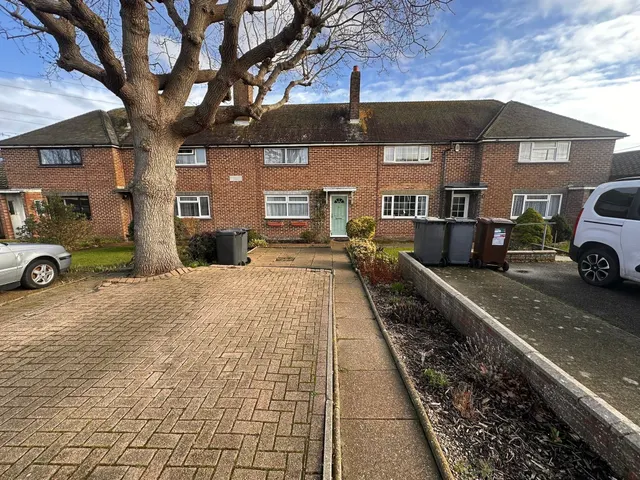 Eastbourne Road, Westham, BN24, photo 1