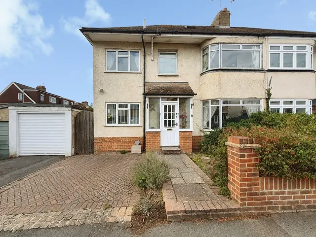 Jubilee Road, Aldershot, Hampshire, GU11 3QF, photo 1