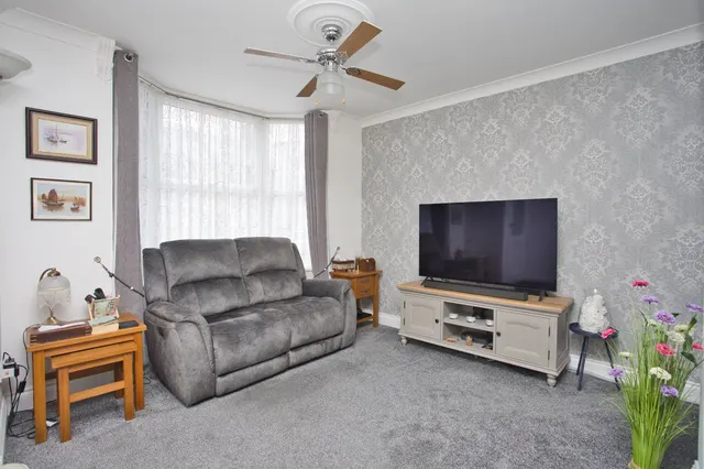 Downs Road, Walmer, CT14, photo 3