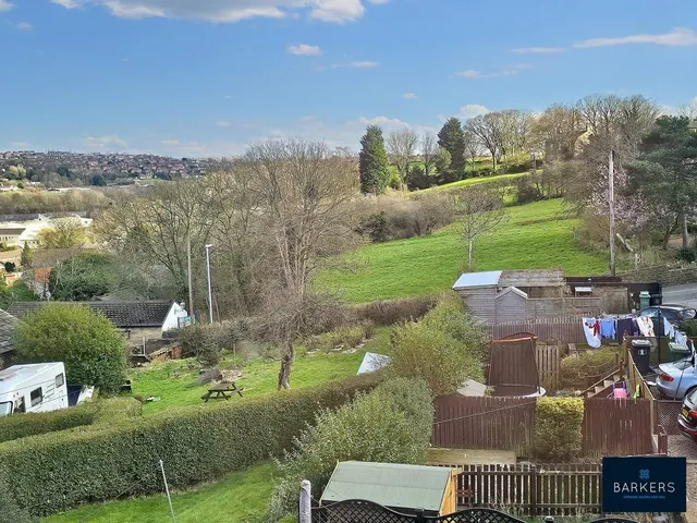 Photo 3 — Forge Lane, Liversedge WF15 7AU