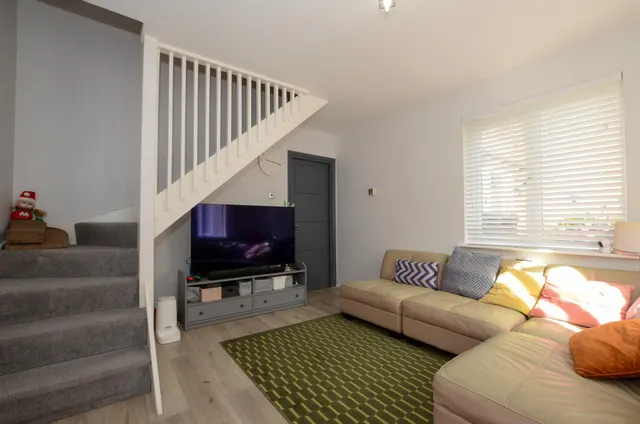 Badgers Close, Harrow, HA1, photo 2