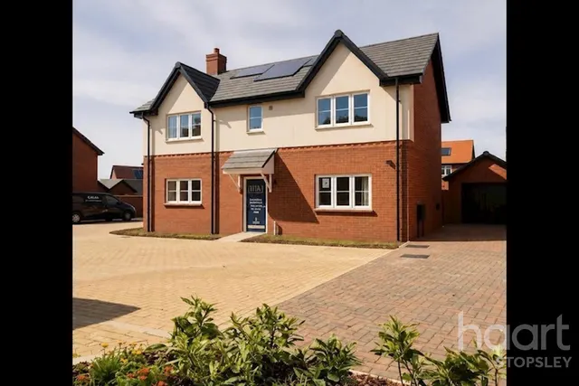 Lewin Park, Langford, SG18, photo 1