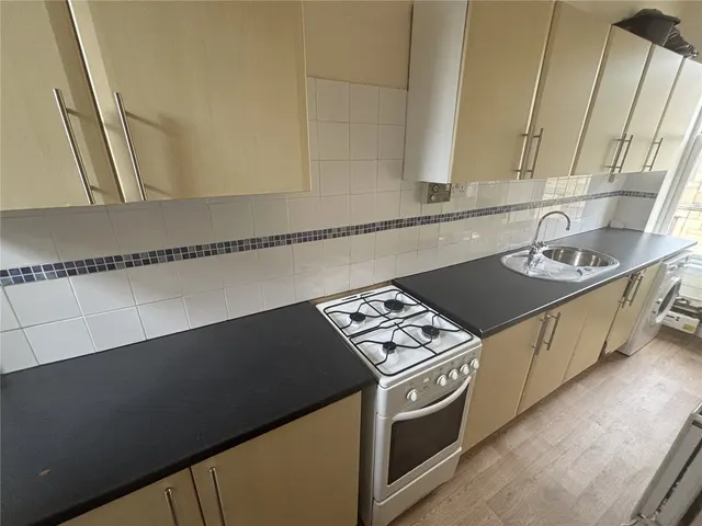 Photo 3 — Victoria Road, Falkirk, Stirlingshire, FK2