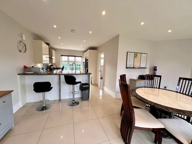 Fernywood Close, Worcester, WR2, photo 3