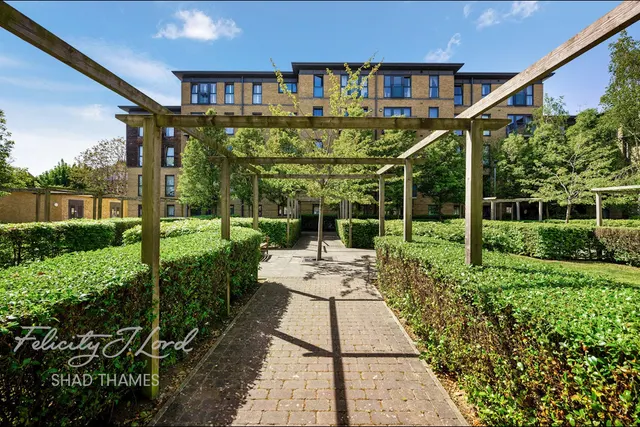 Spa Road, SE16, photo 1