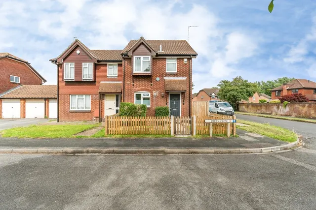 Pipers Close, West Totton, SO40, photo 1