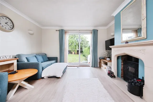 Clarence Road, Leighton Buzzard, LU7, photo 3