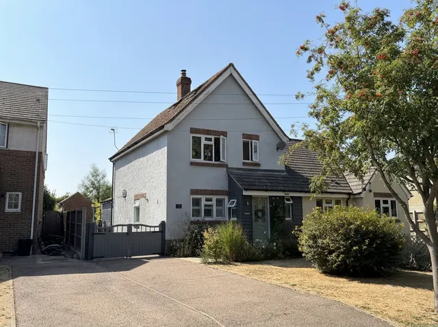 Church Road, Bulmer, CO10, photo 1