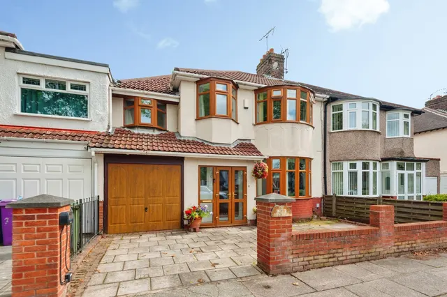 Brodie Avenue, Liverpool, L19, photo 1