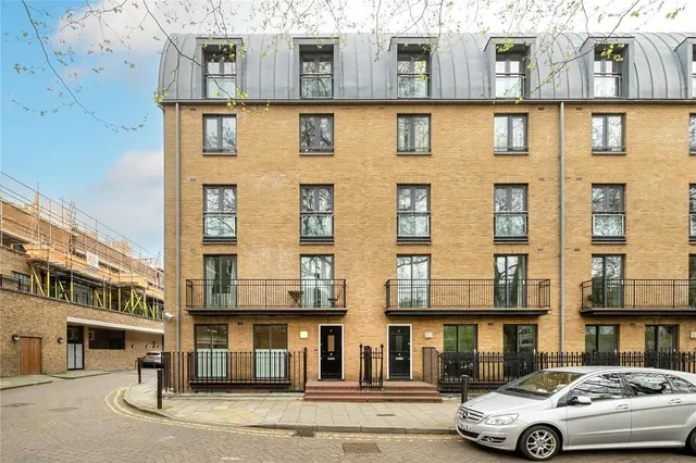 Photo 2 — Owen Street, London, EC1V