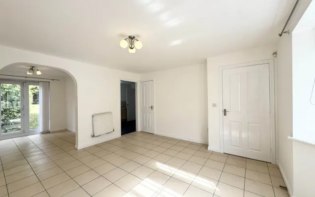 Photo 2 — Sky Lark Rise, St Helens