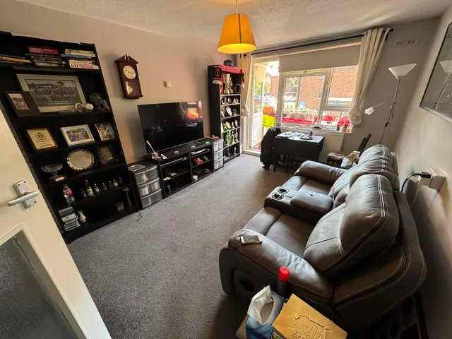 Arnold Road, Northolt, UB5, photo 3