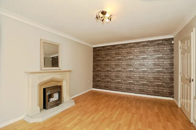 Photo 2 — Blunstone Close, Crewe, Cheshire, CW2