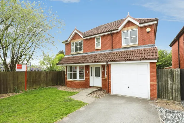 Blunstone Close, Crewe, Cheshire, CW2, photo 1