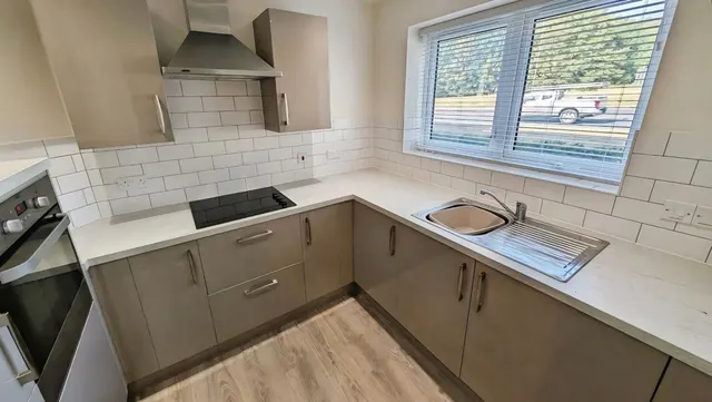 Normandy Drive, Yate, BS37, photo 2