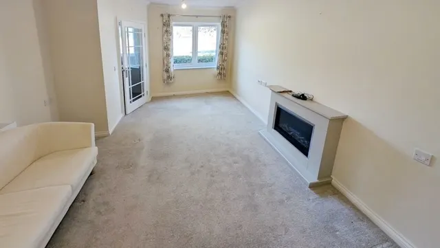 Normandy Drive, Yate, BS37, photo 3