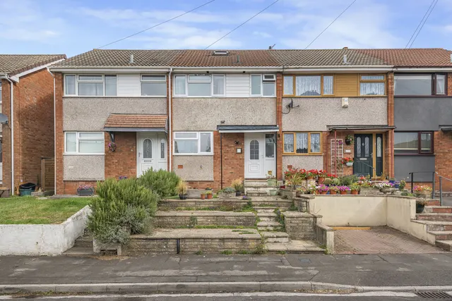 Petersway Gardens, St George, Bristol, BS5 8TA, photo 1