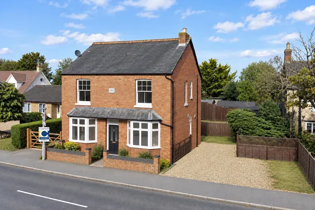 Gold Street, Hanslope, photo 1