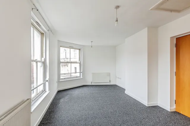 West Street, St. Philips, BS2, photo 2