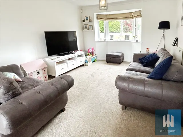 Gleneagles Way, Fixby, HD2, photo 3
