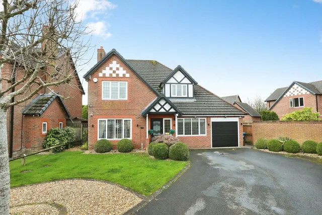 Dukes Way, Northwich, Cheshire, CW9, photo 1