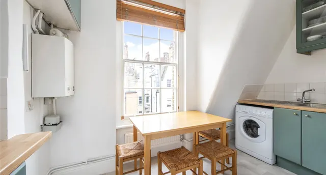 Photo 2 — Luxborough Street Marylebone ,W1U