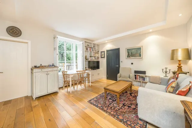 St. Margarets Road, TW1, photo 3