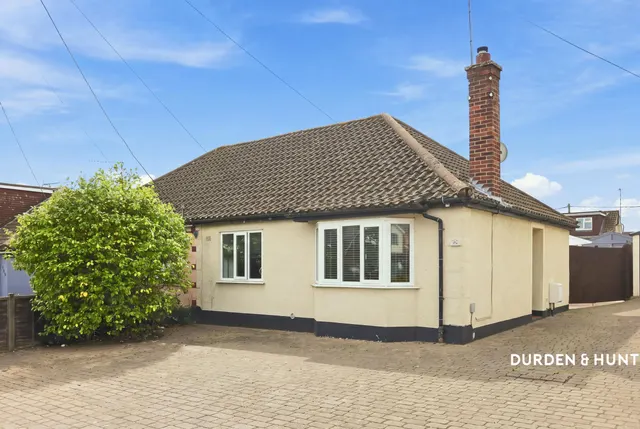 Grove Road, Rayleigh, SS6, photo 1