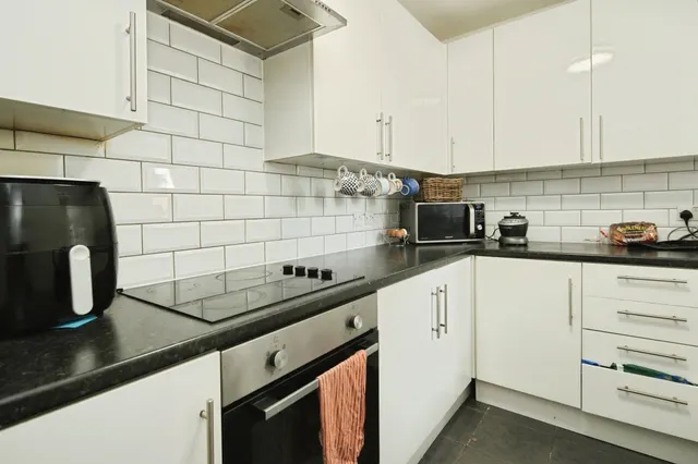 Somerhill Road, Hove, BN3, photo 2
