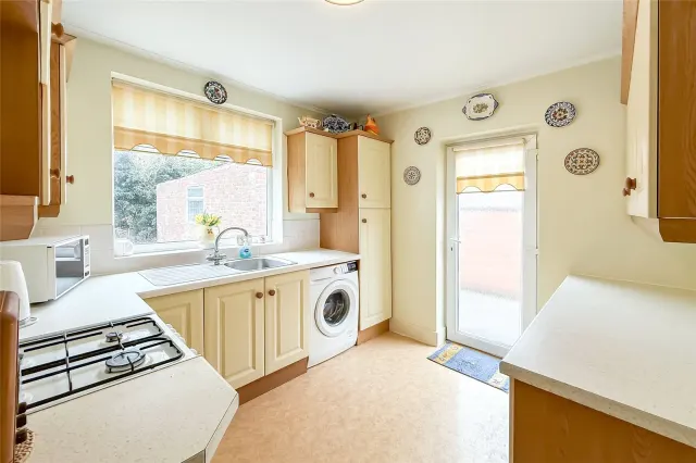 Photo 2 — Hollybush Avenue, St. Albans, Hertfordshire, AL2 3AE