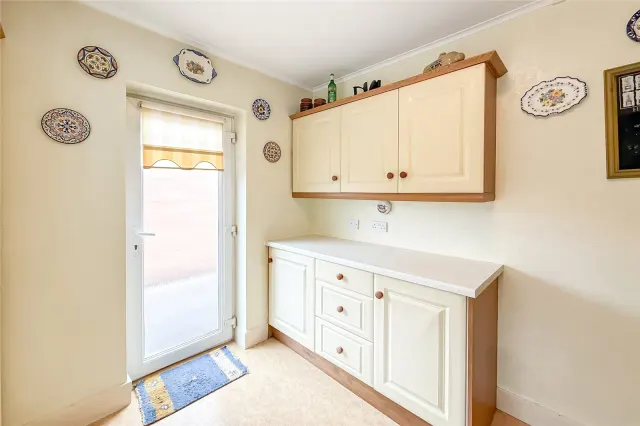 Photo 3 — Hollybush Avenue, St. Albans, Hertfordshire, AL2 3AE