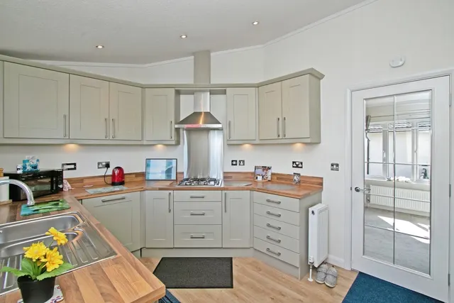 North Country, Redruth, TR16, photo 2