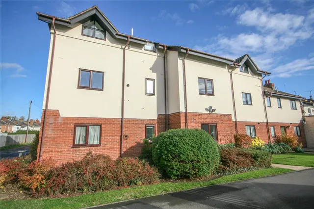 Millbrook Street, Cheltenham, GL50, photo 2