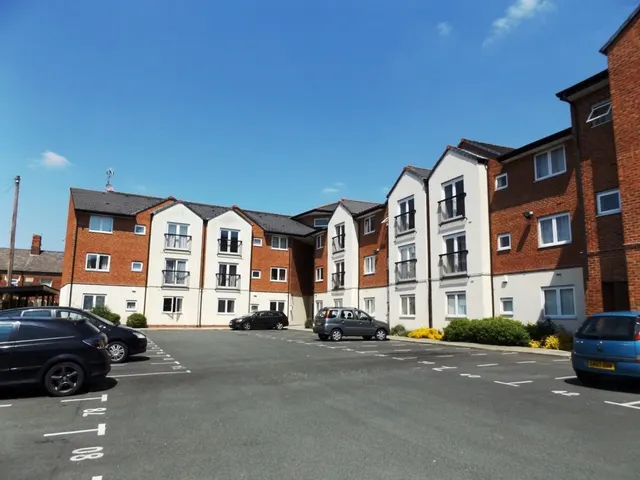 Delamere Court, St Mary`s Street, photo 1