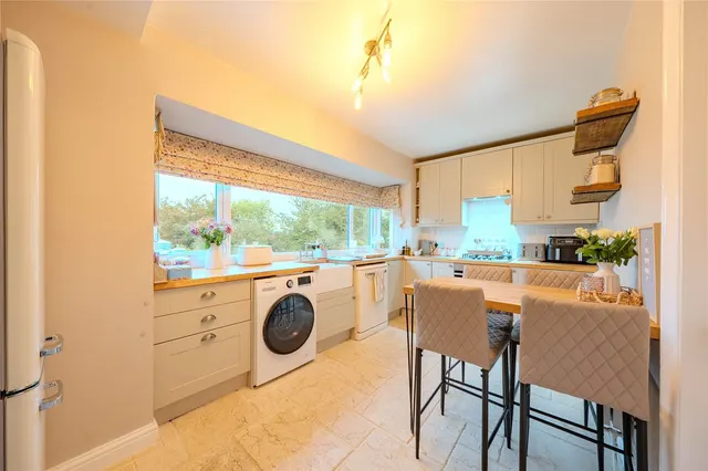 Hill Court Drive, Leeds, LS13, photo 3
