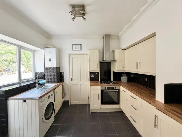 Wilton Road, Bexhill on Sea, photo 3