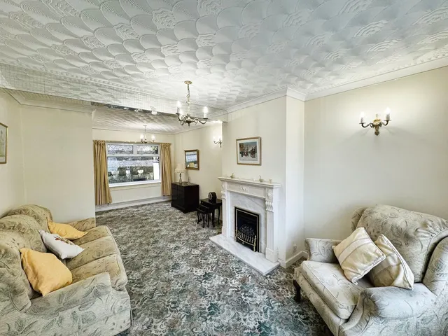 Shelone Road, Neath, SA11, photo 3